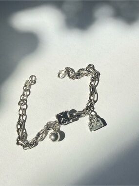 Sterling Silver Heart Charm Chain Bracelet - Silver